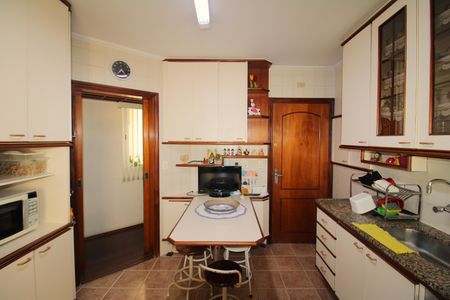 Apartamento à venda com 110m², 3 quartos e 2 vagasCozinha