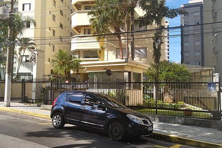 Apartamento à venda com 110m², 3 quartos e 2 vagasFachada