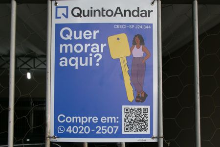 Casa à venda com 180m², 4 quartos e 2 vagas Casa à venda com 180m², 4 quartos e 2 vagasPlaca