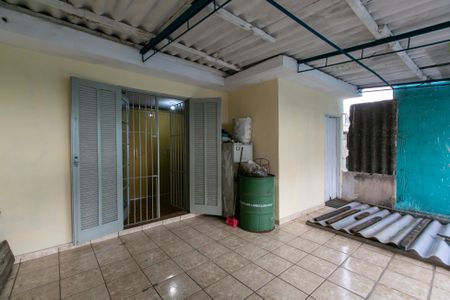 Casa à venda com 180m², 4 quartos e 2 vagas Casa à venda com 180m², 4 quartos e 2 vagasVaranda do Quarto 3