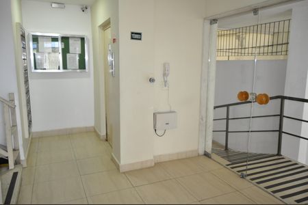 Apartamento à venda com 40m², 1 quarto e sem vagaÁrea comum