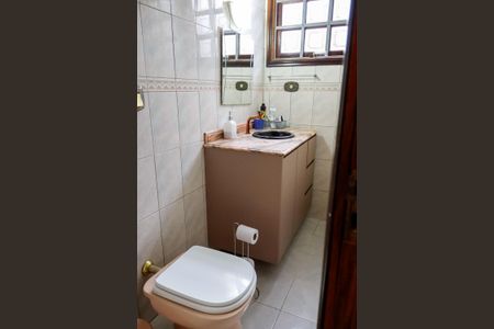 Casa à venda com 300m², 4 quartos e 2 vagas Casa à venda com 300m², 4 quartos e 2 vagasQuarto 3 - Suíte