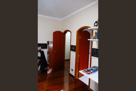 Casa à venda com 300m², 4 quartos e 2 vagas Casa à venda com 300m², 4 quartos e 2 vagasQuarto 3 - Suíte