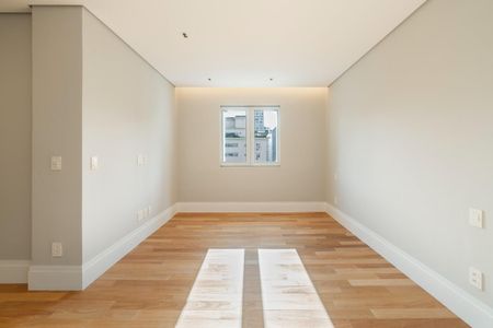 Apartamento à venda com 270m², 4 quartos e 3 vagasFoto 37