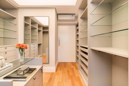 Apartamento à venda com 270m², 4 quartos e 3 vagasFoto 14