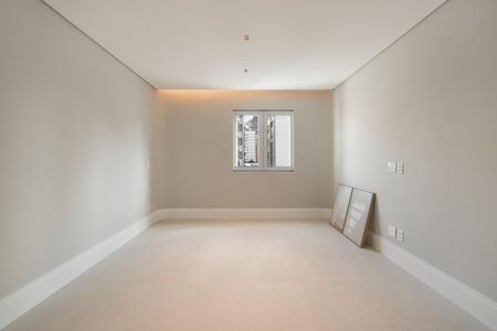 Apartamento à venda com 270m², 4 quartos e 3 vagasFoto 27