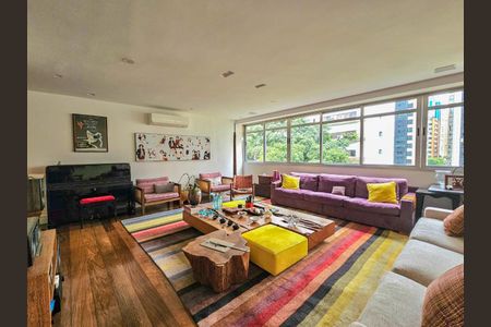 Apartamento à venda com 226m², 4 quartos e 2 vagas Apartamento à venda com 226m², 4 quartos e 2 vagasFoto 06