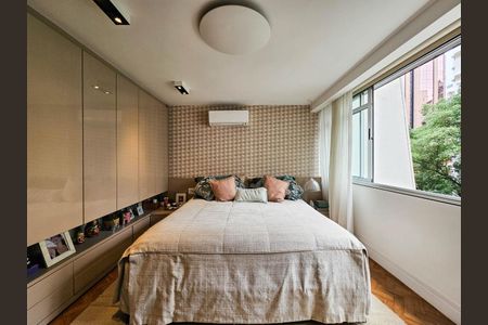 Apartamento à venda com 226m², 4 quartos e 2 vagas Apartamento à venda com 226m², 4 quartos e 2 vagasFoto 20