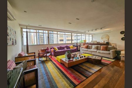 Apartamento à venda com 226m², 4 quartos e 2 vagas Apartamento à venda com 226m², 4 quartos e 2 vagasFoto 04