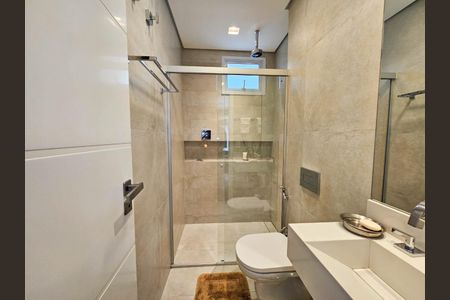 Apartamento à venda com 226m², 4 quartos e 2 vagas Apartamento à venda com 226m², 4 quartos e 2 vagasFoto 33