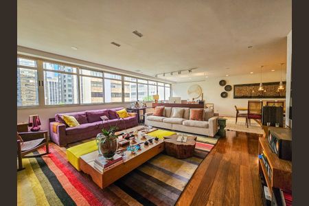 Apartamento à venda com 226m², 4 quartos e 2 vagas Apartamento à venda com 226m², 4 quartos e 2 vagasFoto 07