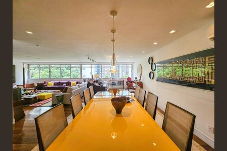 Apartamento à venda com 226m², 4 quartos e 2 vagas Apartamento à venda com 226m², 4 quartos e 2 vagasFoto 12