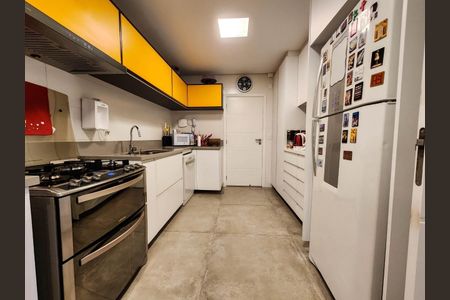 Apartamento à venda com 226m², 4 quartos e 2 vagas Apartamento à venda com 226m², 4 quartos e 2 vagasFoto 35