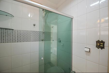 Casa à venda com 400m², 2 quartos e 8 vagas Casa à venda com 400m², 2 quartos e 8 vagasBanheiro