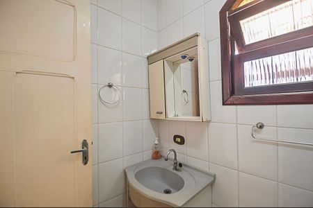 Casa à venda com 400m², 2 quartos e 8 vagas Casa à venda com 400m², 2 quartos e 8 vagasBanheiro