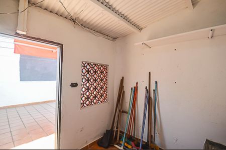 Casa à venda com 400m², 2 quartos e 8 vagas Casa à venda com 400m², 2 quartos e 8 vagasÁrea de Serviço