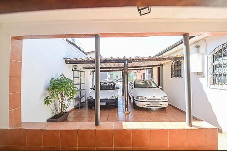 Casa à venda com 400m², 2 quartos e 8 vagas Casa à venda com 400m², 2 quartos e 8 vagasVista do Quarto 1