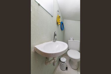 Casa de condomínio para alugar com 70m², 2 quartos e 1 vagaLavabo