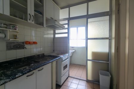 Apartamento à venda com 49m², 2 quartos e 1 vagaCozinha 