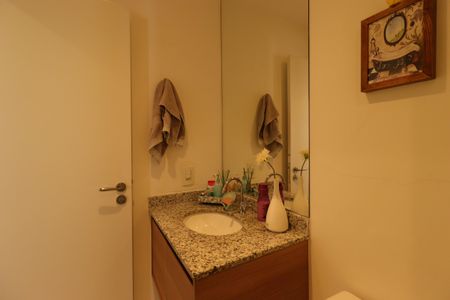 Apartamento à venda com 64m², 2 quartos e 1 vagaBanheiro Social