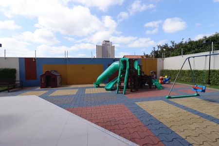 Apartamento à venda com 64m², 2 quartos e 1 vagaÁrea Comum - Playground