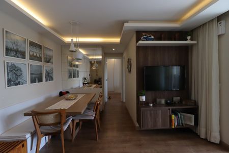 Apartamento à venda com 64m², 2 quartos e 1 vagaSala