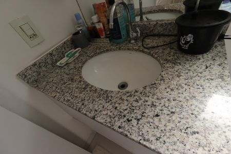 Apartamento à venda com 64m², 2 quartos e 1 vagaBanheiro da Suíte