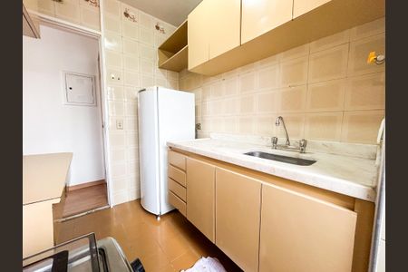 Apartamento à venda com 32m², 1 quarto e 1 vagaCozinha