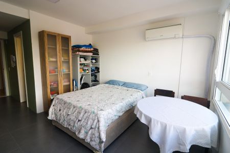 Studio para alugar com 27m², 1 quarto e 1 vagaSala/Quarto