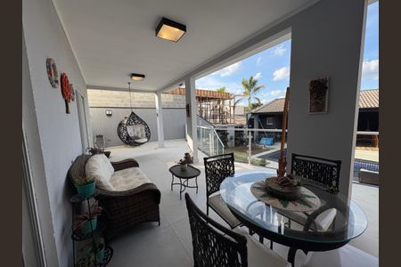 Casa à venda com 318m², 4 quartos e 3 vagasÁrea Gourmet 