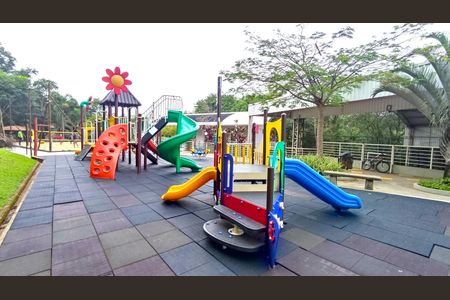 Casa à venda com 318m², 4 quartos e 3 vagasÁrea comum - Playground