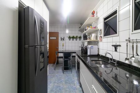 Apartamento à venda com 150m², 3 quartos e 2 vagasCozinha