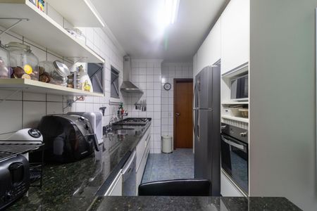 Apartamento à venda com 150m², 3 quartos e 2 vagasCozinha