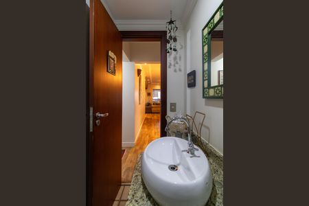 Apartamento à venda com 150m², 3 quartos e 2 vagasLavabo