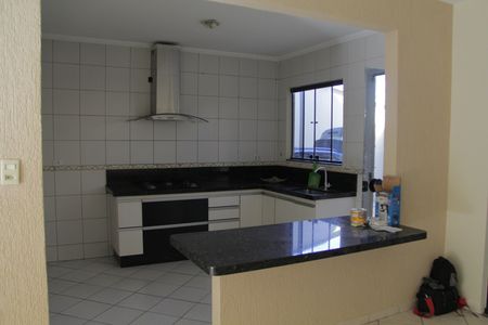 Casa de condomínio à venda com 184m², 3 quartos e 3 vagasCozinha