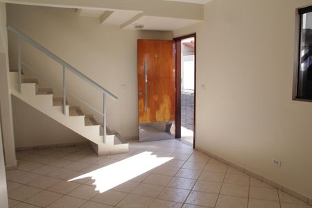 Casa de condomínio à venda com 184m², 3 quartos e 3 vagasSala