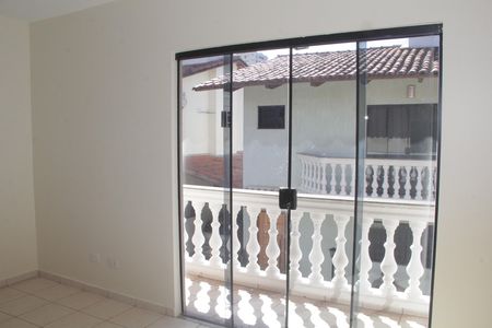Casa de condomínio à venda com 184m², 3 quartos e 3 vagasQuarto 3 Suíte