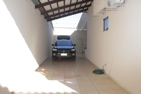 Casa de condomínio à venda com 184m², 3 quartos e 3 vagasGaragem