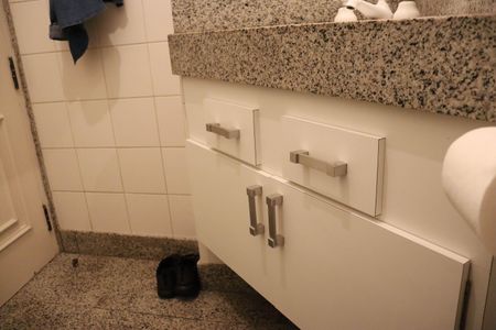 Apartamento à venda com 216m², 2 quartos e 3 vagasBanheiro de serviço