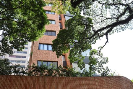 Apartamento à venda com 216m², 2 quartos e 3 vagasFachada