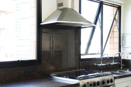 Apartamento à venda com 216m², 2 quartos e 3 vagasCozinha