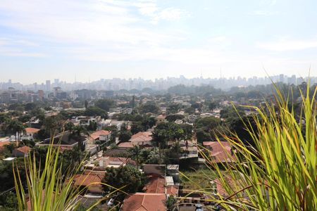 Apartamento à venda com 216m², 2 quartos e 3 vagasVista da Suíte 1