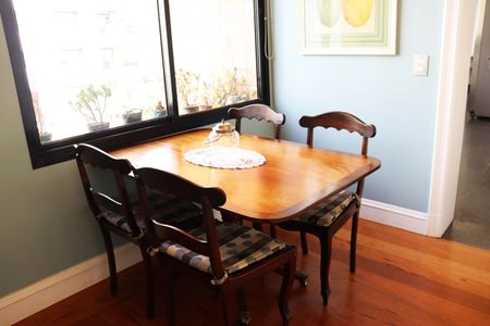 Apartamento à venda com 216m², 2 quartos e 3 vagasCopa