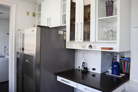Apartamento à venda com 216m², 2 quartos e 3 vagasCozinha