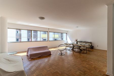 Apartamento à venda com 243m², 4 quartos e 2 vagasSala