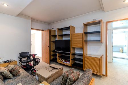 Apartamento à venda com 243m², 4 quartos e 2 vagasSala de TV