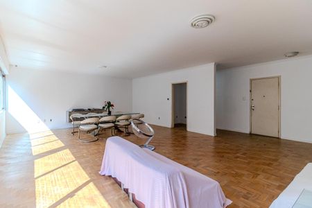 Apartamento à venda com 243m², 4 quartos e 2 vagasSala