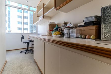 Apartamento à venda com 243m², 4 quartos e 2 vagasQuarto 2