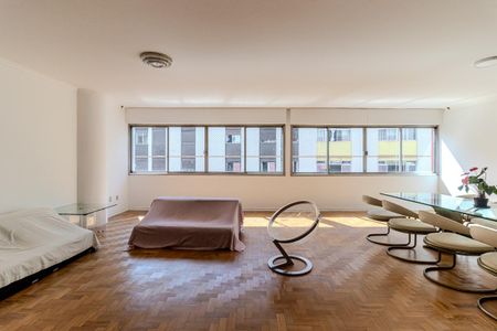 Apartamento à venda com 243m², 4 quartos e 2 vagasSala