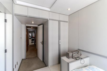 Apartamento à venda com 243m², 4 quartos e 2 vagasSuíte 2
